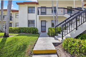 22053 Palms Way 105, Boca Raton, FL 33433 Sold 10/31/25