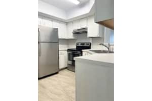 815 W Boynton Beach Blvd 2-206, Boynton Beach, FL 33426 - MLS#F10521477