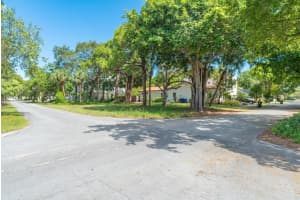 1800 Se 1 Ave, Fort Lauderdale, FL 33316 Sold 11/17/25