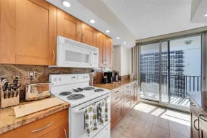 531 N Ocean Blvd 1502, Pompano Beach, FL 33062 Sold 10/23/25