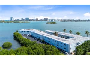 2700 135 Street, North Miami, FL 33181 - MLS#F10521549