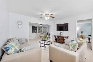 393 Bennington Ln 393, Lake Worth, FL 33467 - MLS#F10521588