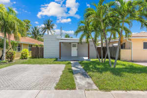 1650 Jackson St, Hollywood, FL 33020 - MLS#F10521591