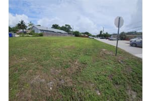 201 NW 12 St, Pompano Beach, FL 33060 - MLS#F10521596