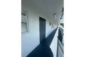 8401 LAGOS DE CAMPO BLVD 307V, Tamarac, FL 33321 - MLS#F10521625