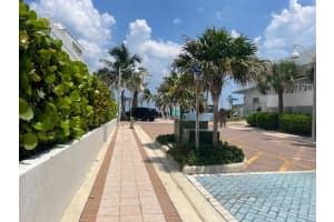 311 LIBERTY ST 18, Hollywood, FL 33019 - MLS#F10521635