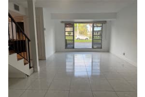 8031 Lagos De Campo Blvd L-3, Tamarac, FL 33321 - MLS#F10521638