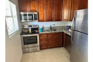 305 NE 16th St, Fort Lauderdale, FL 33304 - MLS#F10522648