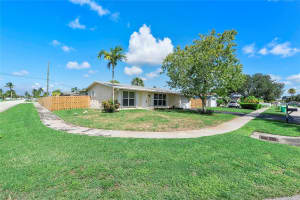 3811 NW 113th Ave, Sunrise, FL 33323 - MLS#F10522654