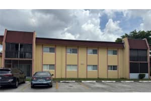 2850 Nw 55th Ave 2d, Lauderhill