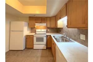 1124 NE 5th Ave, Fort Lauderdale, FL 33304 - MLS#F10522660
