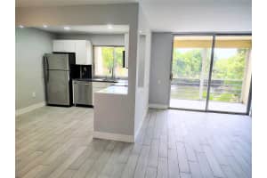9070 Lime Bay Blvd 308, Tamarac, FL 33321 - MLS#F10522668