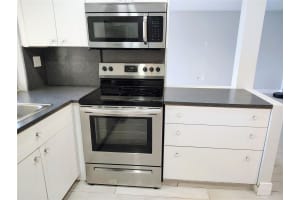 9070 Lime Bay Blvd 308, Tamarac, FL 33321 Sold 10/09/25