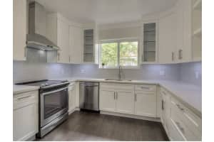 555 NE 52nd St, Miami, FL 33137 Sold 11/13/25