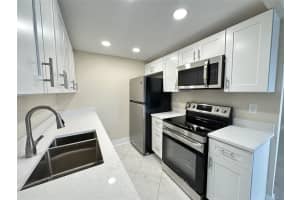 3032 Exeter B 3032, Boca Raton, FL 33434 - MLS#F10522732