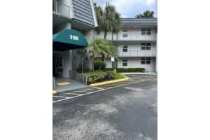 9100 Lime Bay Blvd 310, Tamarac, FL 33321 - MLS#F10522736