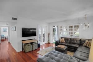 1930 NE 2nd Ave 106L, Wilton Manors, FL 33305 - MLS#F10522746