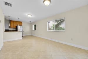410 SW 15th St 202, Pompano Beach, FL 33060 - MLS#F10522754