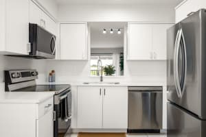 6936 Huntington Ln 304, Delray Beach, FL 33446 Sold 11/21/25