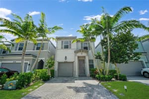 4736 Nw 48th Ter, Tamarac
