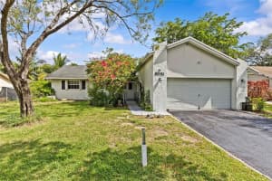 8031 NW 47th Ct, Lauderhill, FL 33351 Sold 10/24/25