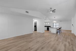 8031 NW 47th Ct, Lauderhill, FL 33351 - MLS#F10522842