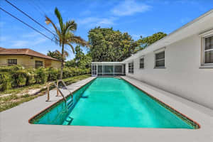 1204 Wynnewood Dr, West Palm Beach, FL 33417 Sold 10/23/25