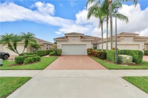 5690 Emerald Cay Ter 5690, Boynton Beach