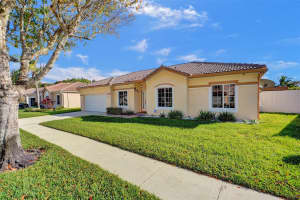 10520 SW 20th St, Miramar, FL 33025 Sold 11/03/25