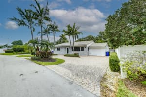 741 NE 16th Ter, Fort Lauderdale, FL 33304 - MLS#F10522963