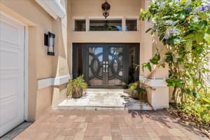 3140 MAPLE LN, Davie, FL 33328 Sold 10/10/25