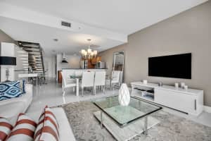 2950 NE 188th St 421, Aventura, FL 33180 - MLS#F10522994
