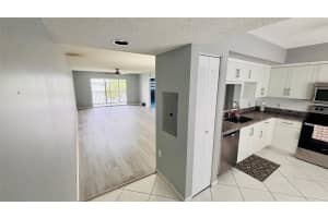 13800 SW 5th Ct 306 M, Pembroke Pines, FL 33027 - MLS#F10523001