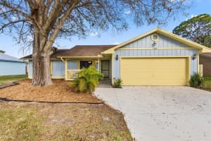 5408 Birch Dr, Fort Pierce, FL 34982 - MLS#F10523003
