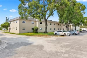 207 32nd Court, Pompano Beach, FL 33064 - MLS#F10523004