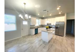 812 Hanover Ave, Sebring, FL 33872 - MLS#F10523030