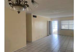 1490 NW 43rd Ave 310, Lauderhill, FL 33313 - MLS#F10523096