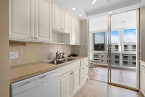 3100 49th Street, Fort Lauderdale, FL 33308 - MLS#F10523103