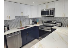 19390 Collins Avenue, Sunny Isles Beach, FL 33160 - MLS#F10523110