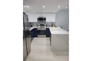 19390 Collins Avenue, Sunny Isles Beach, FL 33160 - MLS#F10523110