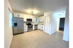 4071 N Dixie Hwy 20, Oakland Park, FL 33334 - MLS#F10523125