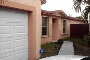 19835 Nw 64th Pl, Hialeah
