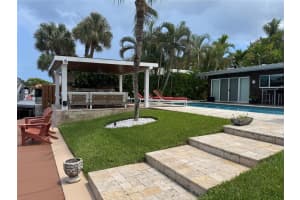 2761 Ne 57th Ct, Fort Lauderdale