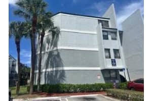 1720 N Congress 211, West Palm Beach