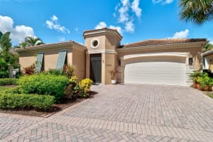 9485 E Maiden Ct, Vero Beach, FL 32963 - MLS#F10523182
