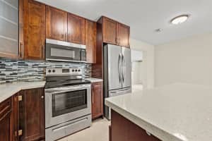 1524 NW 18th Ct, Fort Lauderdale, FL 33311 - MLS#F10523219