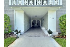 1201 Hillcrest Ct 109, Hollywood, FL 33021 - MLS#F10523226