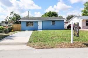 5654 Papaya Rd, West Palm Beach