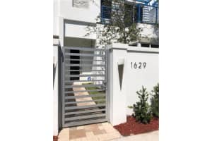 1629 NE 9th St 1629, Fort Lauderdale, FL 33304 - MLS#F10523236