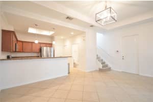 535 SW 18th Ave 32, Fort Lauderdale, FL 33312 - MLS#F10523247